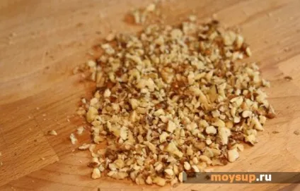 Салат з куркою, грибами, огірками та сиром - на будь-який смак (грибами) Салат з куркою, грибами, огірками та сиром - на будь-який смак