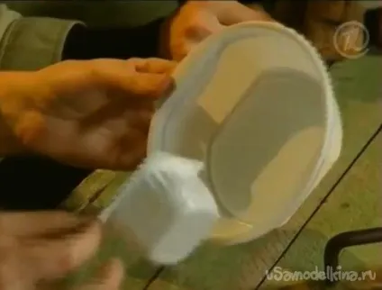 Саморобна поїлка для котів підставки під стакани (поїлка) Саморобна поїлка для котів підставки під стакани