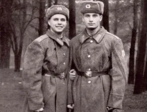 Сергій Звєрєв служив в армії! А знаєте хто ще зі знаменитостей пройшов службу (служив) Сергій Звєрєв служив в армії! А знаєте хто ще зі знаменитостей пройшов службу