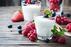 Сметана і кисле молоко як вибрати смачні і натуральні продукти, вітапортал - здоров'я і медицина (кисле молоко) Сметана і кисле молоко як вибрати смачні і натуральні продукти, вітапортал - здоров'я і медицина