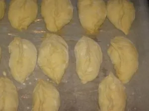 Солодкі пиріжки з морквиною в духовці покроковий рецепт (духовці) Солодкі пиріжки з морквиною в духовці покроковий рецепт