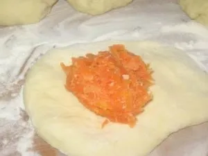 Солодкі пиріжки з морквиною в духовці покроковий рецепт (рецепт) Солодкі пиріжки з морквиною в духовці покроковий рецепт