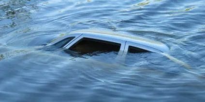 Сонник машина у воді до чого сниться машина в воді уві сні (сонник) Сонник машина у воді до чого сниться машина в воді уві сні