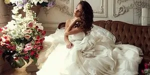 Сон, бачити себе уві сні у весільній сукні, весільний наряд уві сні заміжньої і незаміжньою жінкам (весільний) Сон, бачити себе уві сні у весільній сукні, весільний наряд уві сні заміжньої і незаміжньою жінкам