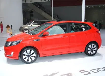 Порівняння renault logan 2 і kia rio (logan) Порівняння renault logan 2 і kia rio