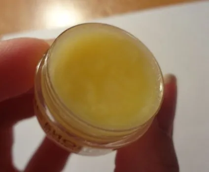 Порівняння воску для нігтів belweder nail - cuticle wax panthenol forte і dnc біовоск для нігтів (догляд за нігтями) Порівняння воску для нігтів belweder nail - cuticle wax panthenol forte і dnc біовоск для нігтів