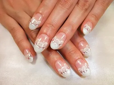 Весільний манікюр на короткі нігті (короткі) Весільний манікюр на короткі нігті
