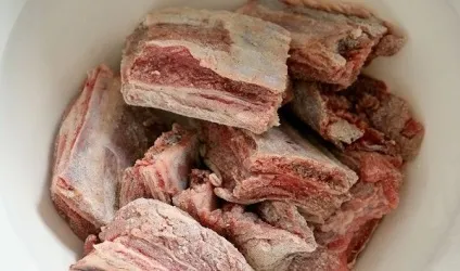 Свинячі реберця на мангалі рецепти маринадів, спосіб смаження (мангалі) Свинячі реберця на мангалі рецепти маринадів, спосіб смаження