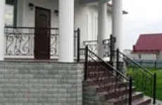 Будівництво ганку з полікарбонату закритого, технологія обробки ганку полікарбонатом з (полікарбонатом) Будівництво ганку з полікарбонату закритого, технологія обробки ганку полікарбонатом з
