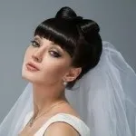 Весільні зачіски з фатою або з чубчиком а може в грецькому стилі! (Весільні зачіски з фатою з чубчиком в грецькому стилі з квітами з розпущеним волоссям пучок на каре) Весільні зачіски з фатою або з чубчиком а може в грецькому стилі!