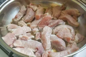 Свинина з баклажанами і помідорами на сковороді, як приготувати на (баклажанами) Свинина з баклажанами і помідорами на сковороді, як приготувати на