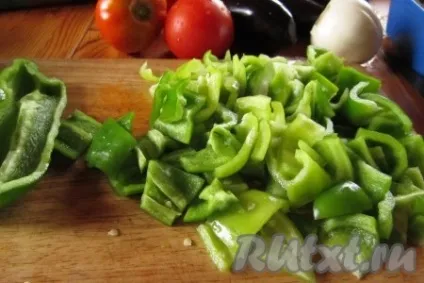 Свинина, тушкована з баклажанами і перцями - рецепт з фото (баклажанами) Свинина, тушкована з баклажанами і перцями - рецепт з фото
