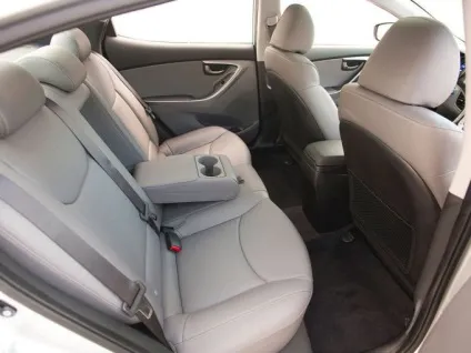 Тест-драйви та огляди hyundai elantra (Хендай елантра) (hyundai) Тест-драйви та огляди hyundai elantra (Хендай елантра)