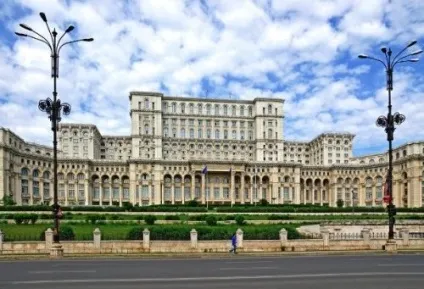 Топ-25 найбільших палаци в світі (палацу) Топ-25 найбільших палаци в світі