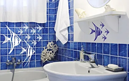 Трафарети для стін у ванній (36 фото) як перетворити приміщення за допомогою наклейок (акриловою фарбою спеціальним) Трафарети для стін у ванній (36 фото) як перетворити приміщення за допомогою наклейок
