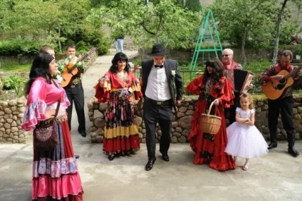Традиції та обряди циганського весілля, викуп нареченої (викуп нареченої циганський сценарій циганські весілля заміж за цигана) Традиції та обряди циганського весілля, викуп нареченої