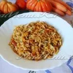 Тушкована капуста на сковороді (цибуля) Тушкована капуста на сковороді