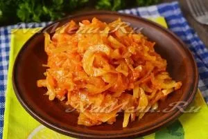Тушкована капуста на сковороді (сковороді) Тушкована капуста на сковороді