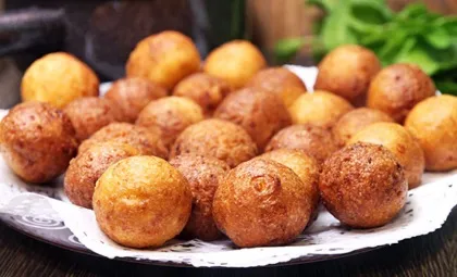 Сирні пончики - 6 кращих рецептів з начинками і без (начинками) Сирні пончики - 6 кращих рецептів з начинками і без