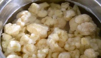 Тушкована кольорова капуста (з овочами, в сметані) рецепти (овочами) Тушкована кольорова капуста (з овочами, в сметані) рецепти
