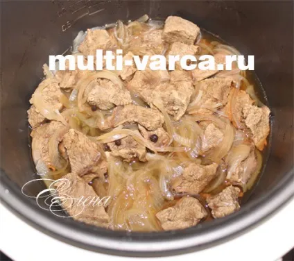 Тушкована яловичина з цибулею в мультиварці (цибулею) Тушкована яловичина з цибулею в мультиварці