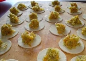 Вареники з капустою калорійність, покроковий рецепт з фото (вареники з капустою) Вареники з капустою калорійність, покроковий рецепт з фото