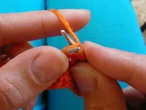 Візерунок шишечки в'яжемо спицями простим і ефективним способом (візерунок) Візерунок шишечки в'яжемо спицями простим і ефективним способом