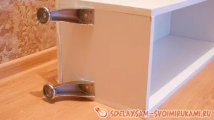 Вузька шафка у ванну кімнату, майстер-клас своїми руками (руками) Вузька шафка у ванну кімнату, майстер-клас своїми руками