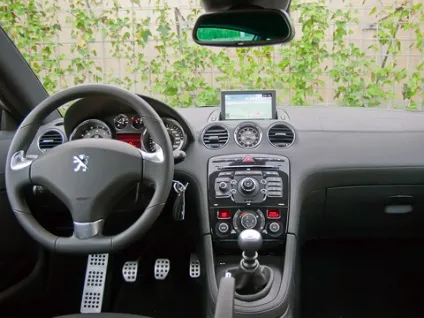 Дізнаємося, які цінності захищає купе peugeot rcz (peugeot rcz) Дізнаємося, які цінності захищає купе peugeot rcz
