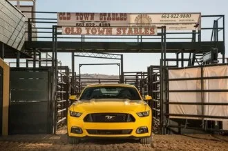 Тест-драйв camaro vs challenger vs mustang машіноманія