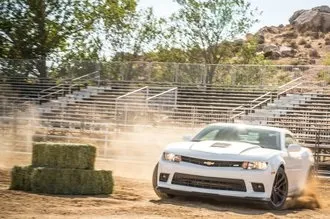 Тест-драйв camaro vs challenger vs mustang машіноманія