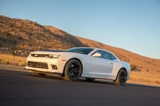 Тест-драйв camaro vs challenger vs mustang машіноманія