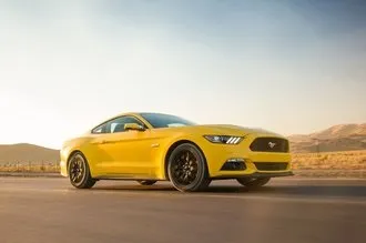 Тест-драйв camaro vs challenger vs mustang машіноманія