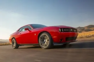 Тест-драйв camaro vs challenger vs mustang машіноманія