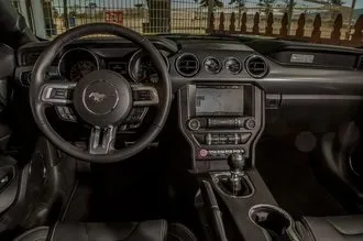Тест-драйв camaro vs challenger vs mustang машіноманія