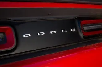 Тест-драйв camaro vs challenger vs mustang машіноманія