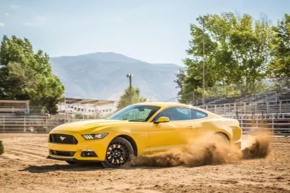 Тест-драйв camaro vs challenger vs mustang машіноманія