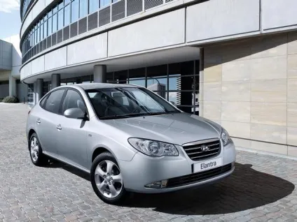 Вибираємо автомобіль з коробкою автомат (автоматичною коробкою передач) Вибираємо автомобіль з коробкою автомат