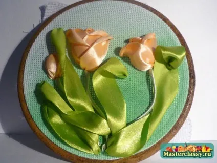 Вишивка стрічками