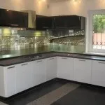 Все, що потрібно знати про скляних панелях для кухні (скляні панелі для кухні) Все, що потрібно знати про скляних панелях для кухні