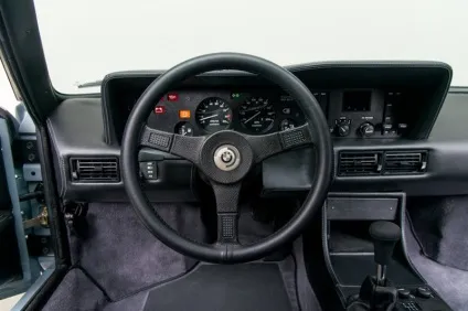 Ось як виглядає повністю відновлений bmw m1 procar - автоблог - (суперкари (фото)) Ось як виглядає повністю відновлений bmw m1 procar - автоблог -