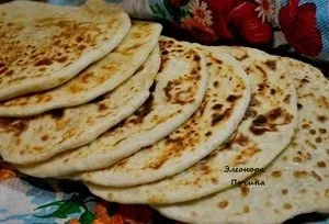 Хачапурі з сиром, рецепти з фото (хачапурі формі човники) Хачапурі з сиром, рецепти з фото
