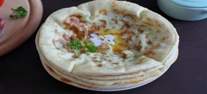 Хичіни - рецепти з сиром, картоплею, м'ясом і сиром (творогом) Хичіни - рецепти з сиром, картоплею, м'ясом і сиром