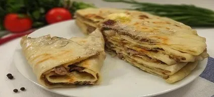 Хичіни - рецепти з сиром, картоплею, м'ясом і сиром (змастіть маслом Хичіни) Хичіни - рецепти з сиром, картоплею, м'ясом і сиром