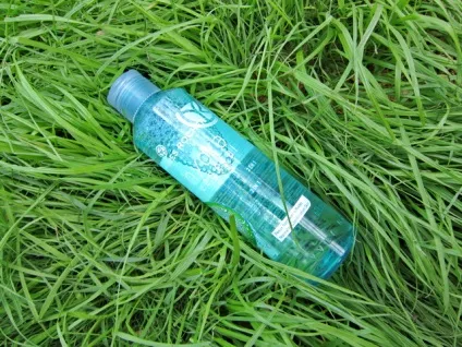 Yves rocher зволожуюча мицеллярная вода hydra vegetal, in beauty we trust (міцеллярка) Yves rocher зволожуюча мицеллярная вода hydra vegetal, in beauty we trust
