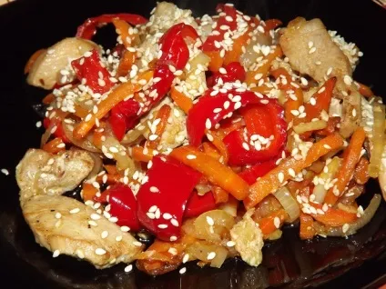 Печеня з курки з овочами, тільки по-східному (курки) Печеня з курки з овочами, тільки по-східному