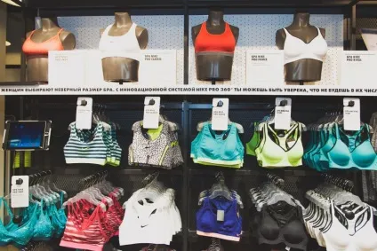 Зимовий одяг бігуна в чому бігати в 5, 0 і -10 градусів, beauty insider (nike) Зимовий одяг бігуна в чому бігати в 5, 0 і -10 градусів, beauty insider