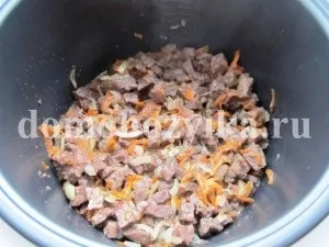 Тушкована капуста з м'ясом і картоплею в мультиварці-рецепт з фото (тушковані овочі в мультиварці) Тушкована капуста з м'ясом і картоплею в мультиварці-рецепт з фото