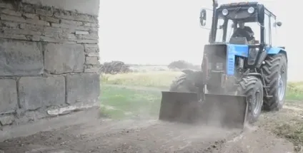 Трактор бульдозер на мтз пристрій і технічні характеристики (технічні) Трактор бульдозер на мтз пристрій і технічні характеристики
