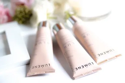 Три тональні основи lumene blur foundation, glow foundation і cc-крем в декількох відтінках (glow) Три тональні основи lumene blur foundation, glow foundation і cc-крем в декількох відтінках